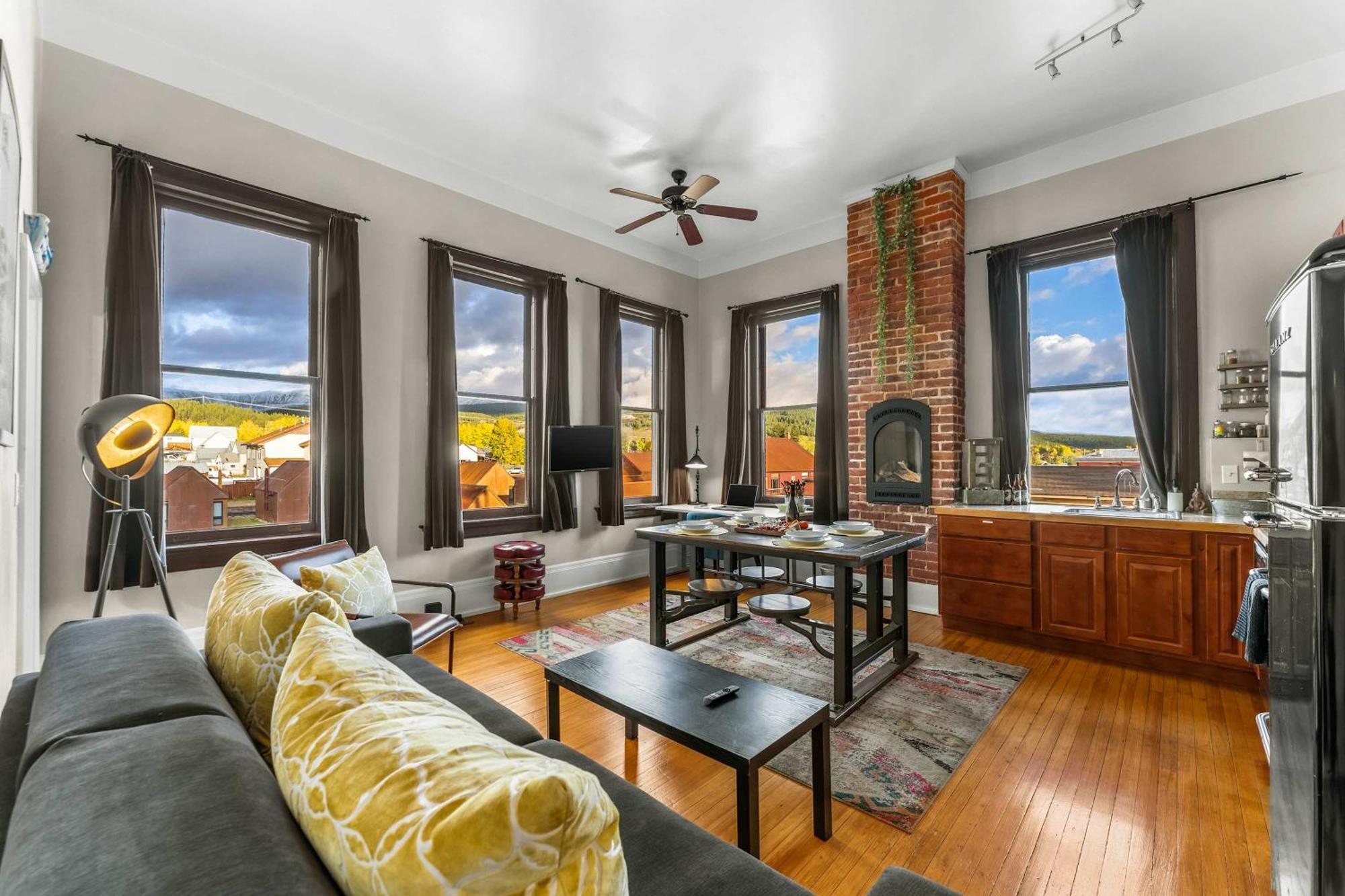 Villa Beautiful Mountain Views In Iconic Building Leadville Exterior foto